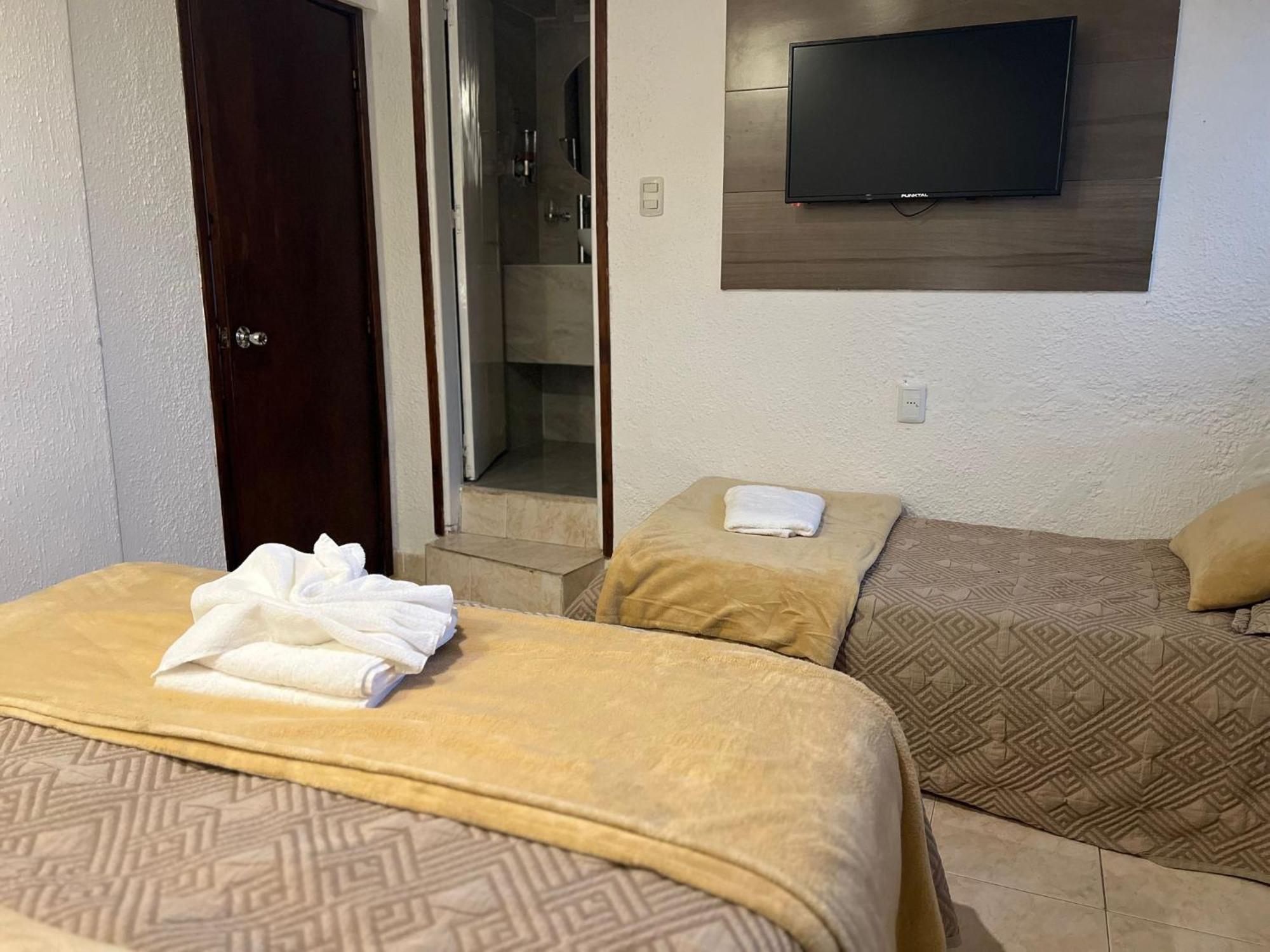 Hotel Lujan 3*